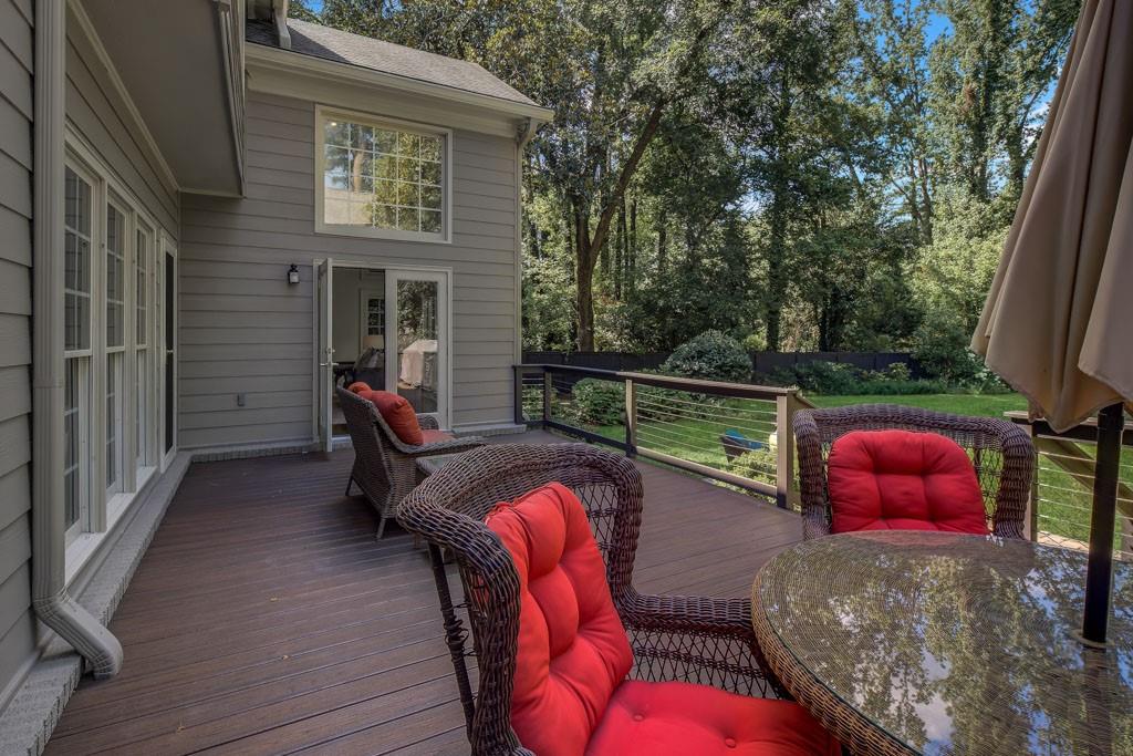 4174 Powers Ferry Road NW