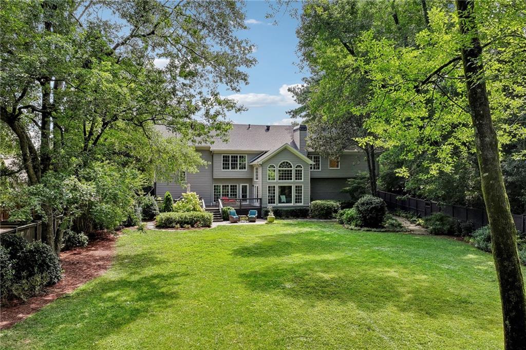 4174 Powers Ferry Road NW