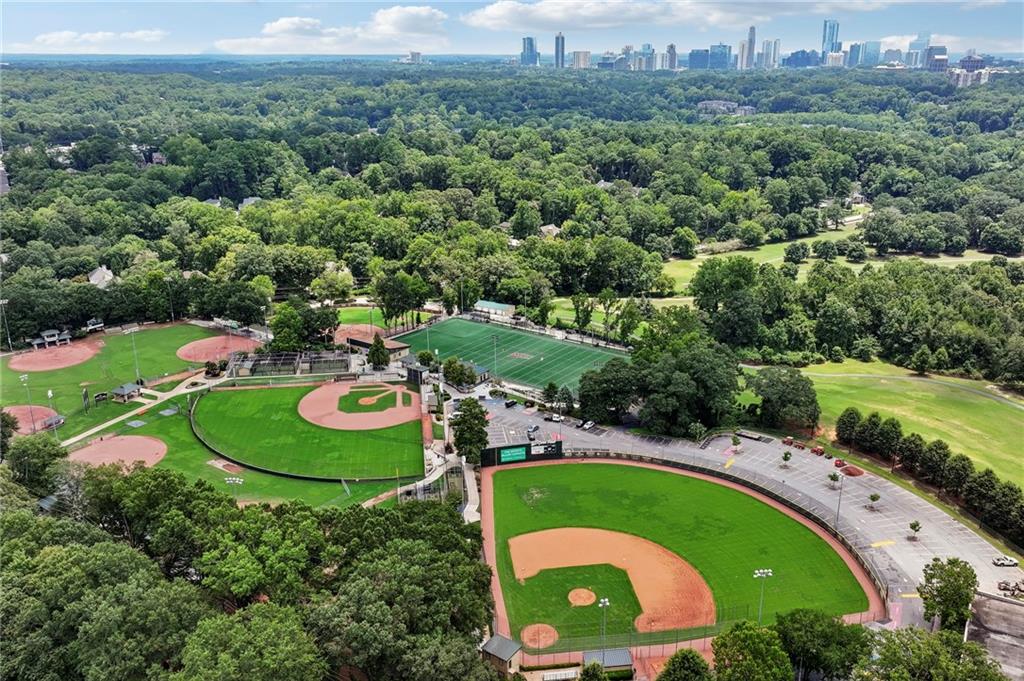 4174 Powers Ferry Road NW