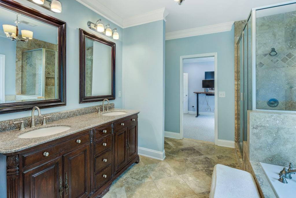 2520 Parkdale Place NE