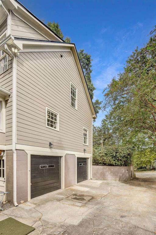 2520 Parkdale Place NE