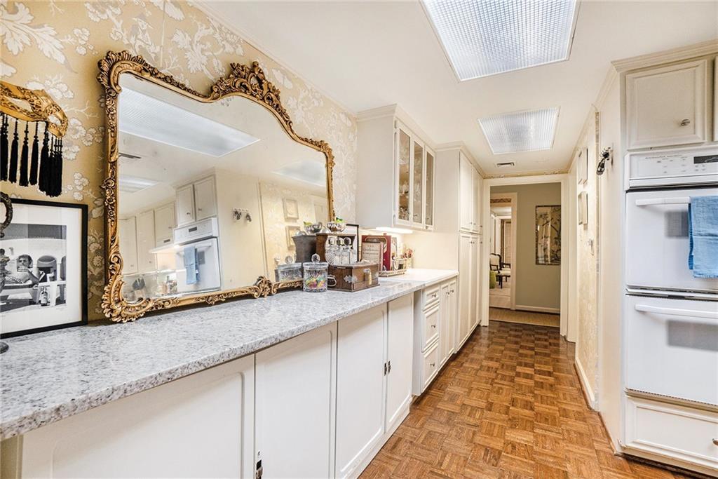 2769 Peachtree Road NE Unit 6