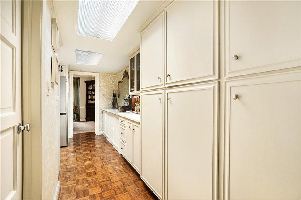 2769 Peachtree Road NE Unit 6