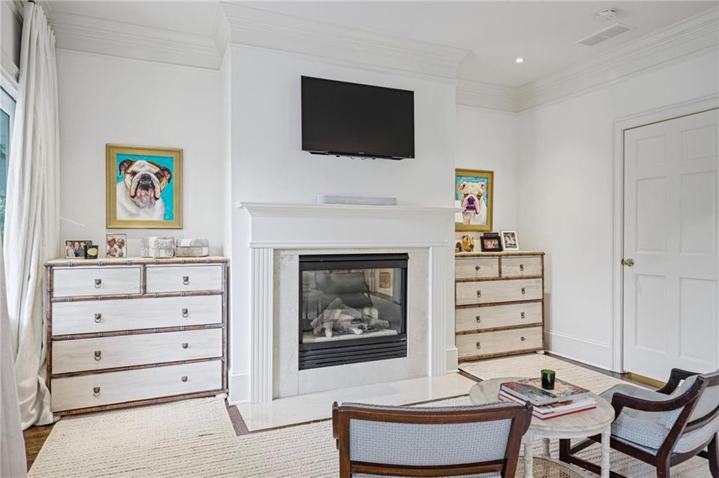 203 Westminster Drive NE