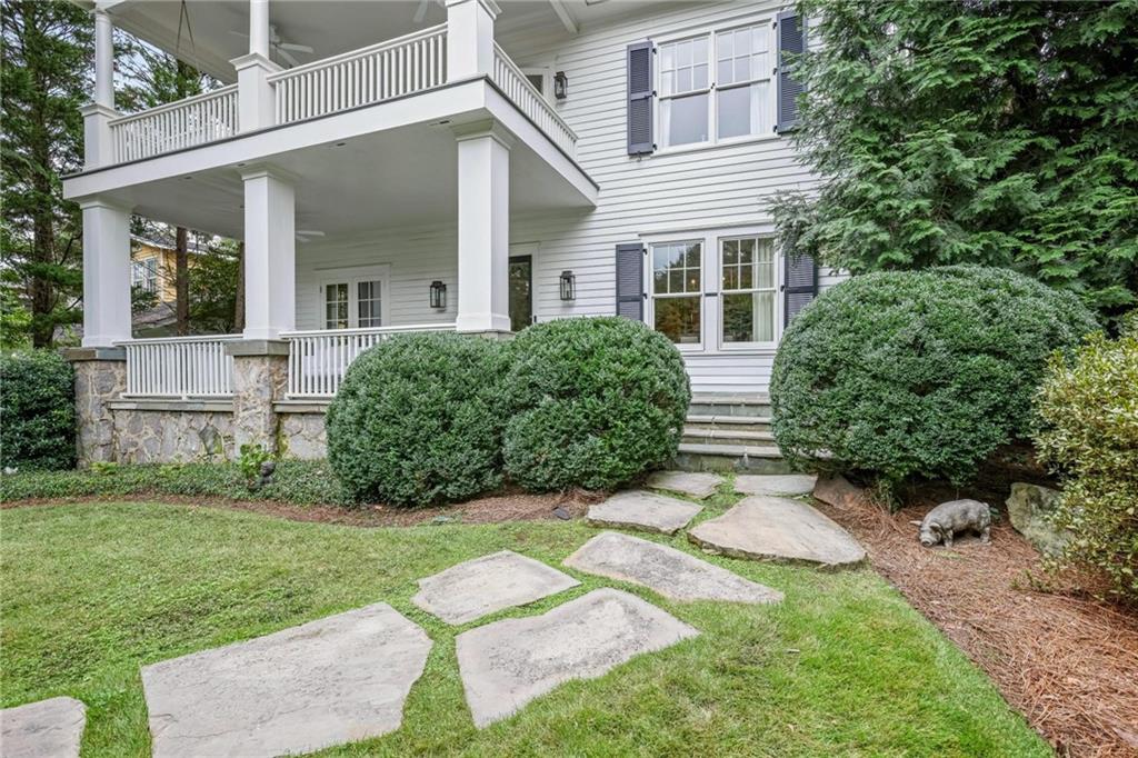 203 Westminster Drive NE