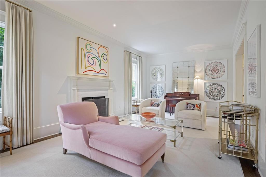 203 Westminster Drive NE