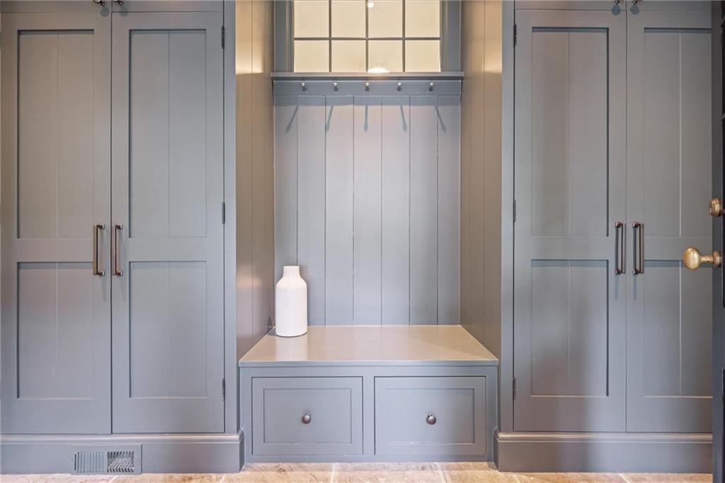 203 Westminster Drive NE