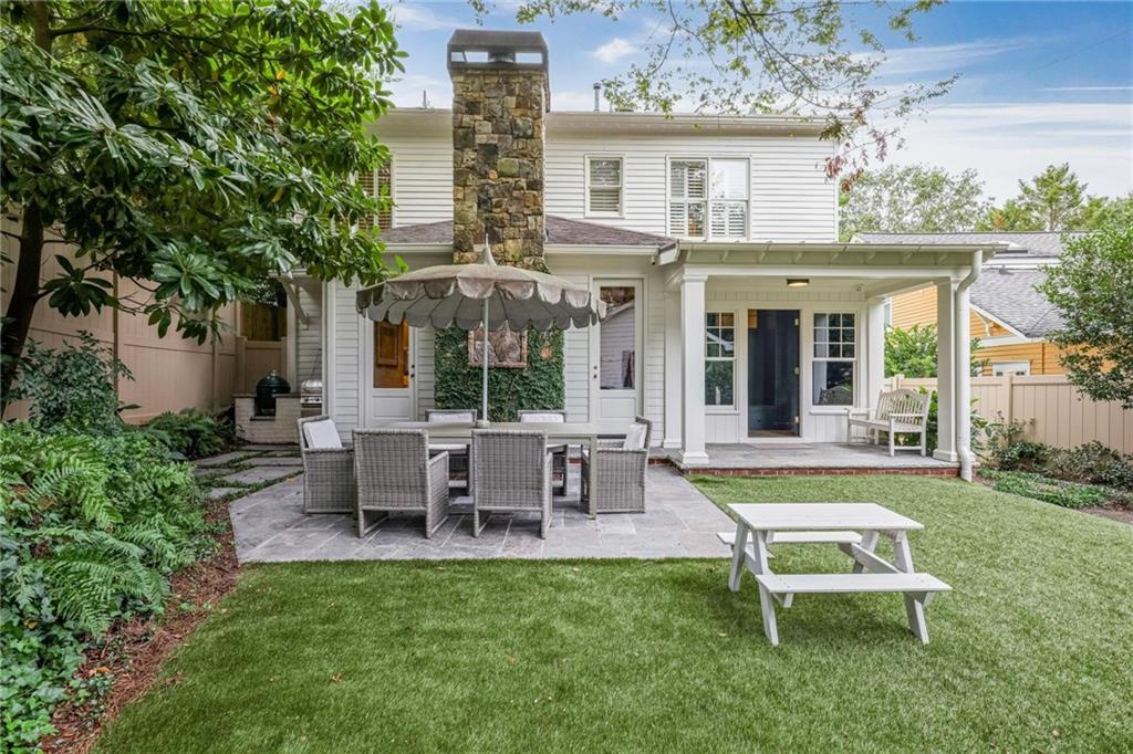 203 Westminster Drive NE