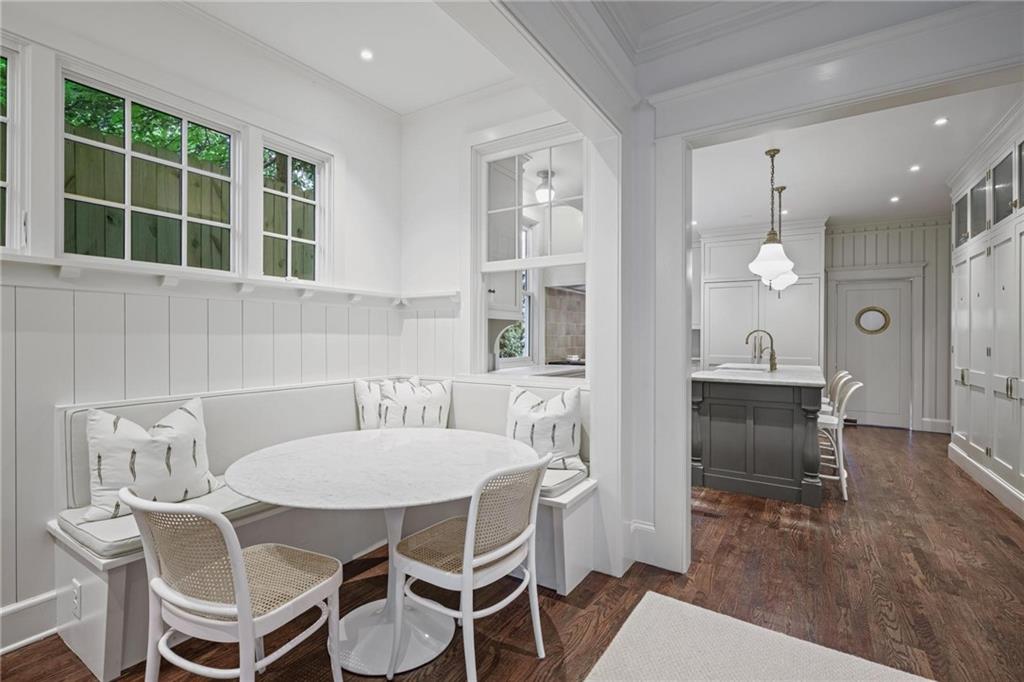 203 Westminster Drive NE