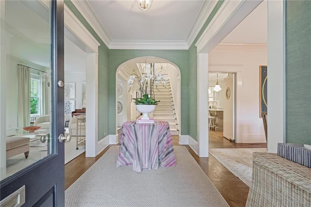 203 Westminster Drive NE