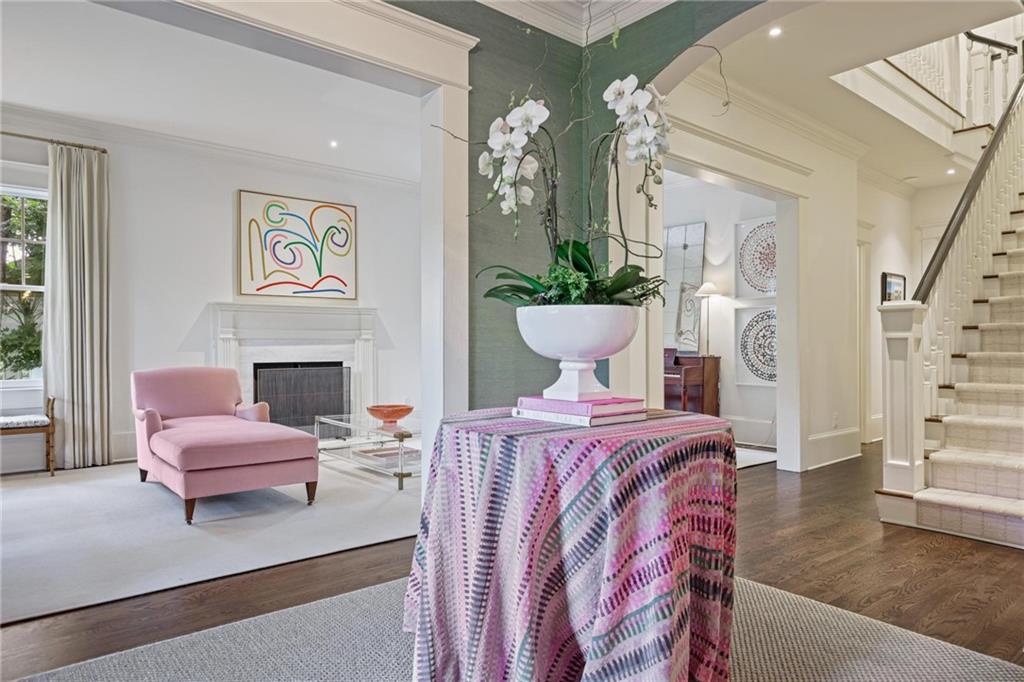 203 Westminster Drive NE