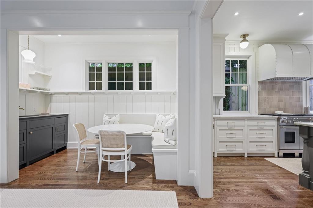 203 Westminster Drive NE