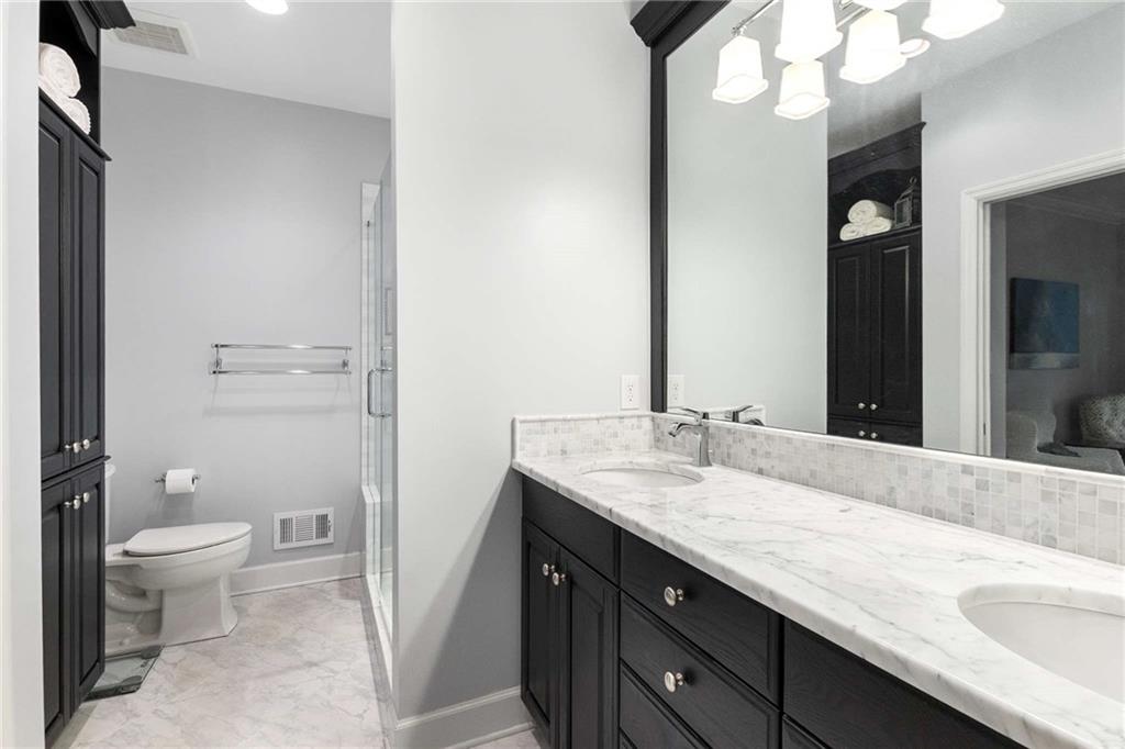 11 Pointe Terrace SE