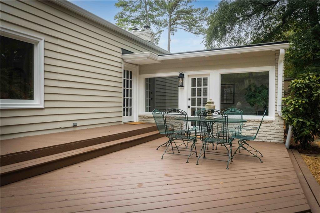 982 Cardova Drive NE