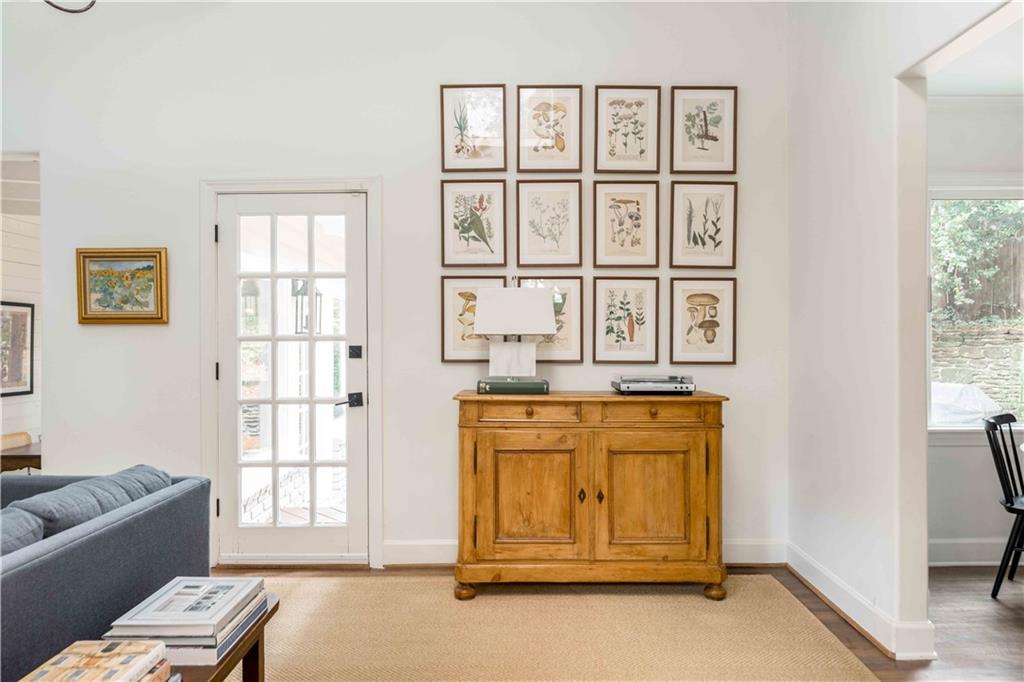 982 Cardova Drive NE