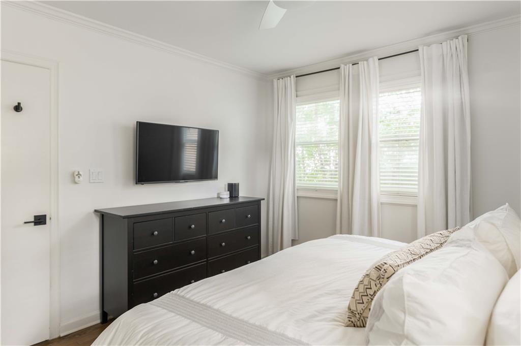 982 Cardova Drive NE