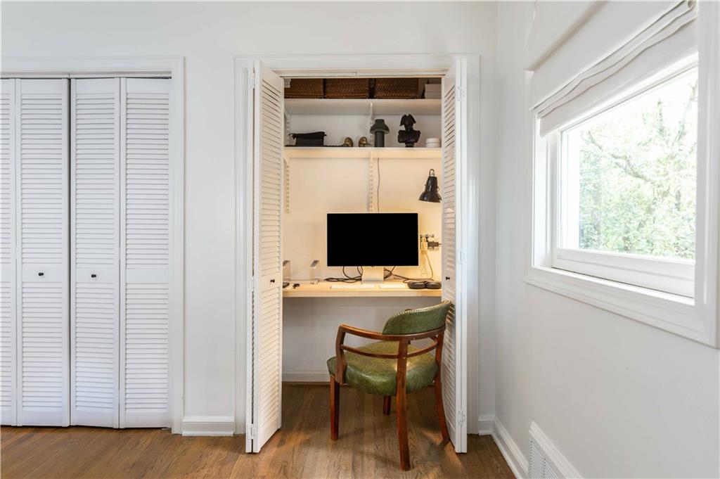 982 Cardova Drive NE