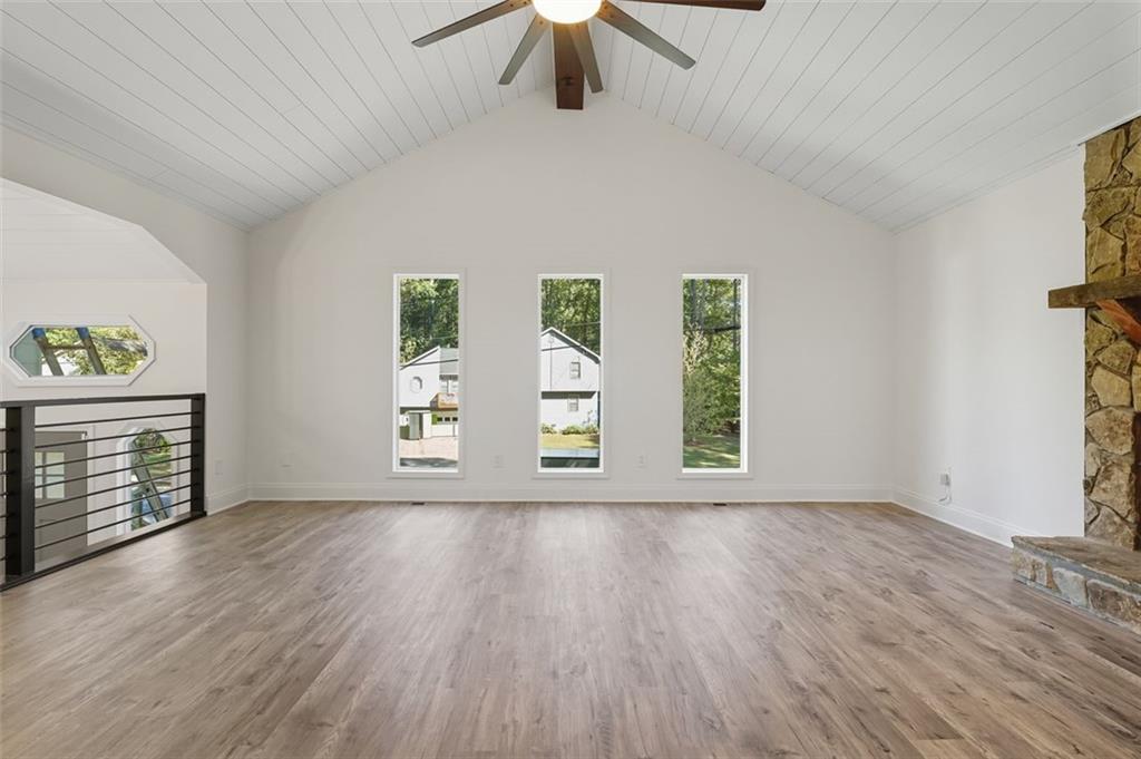 1065 STONEY CREEK Lane