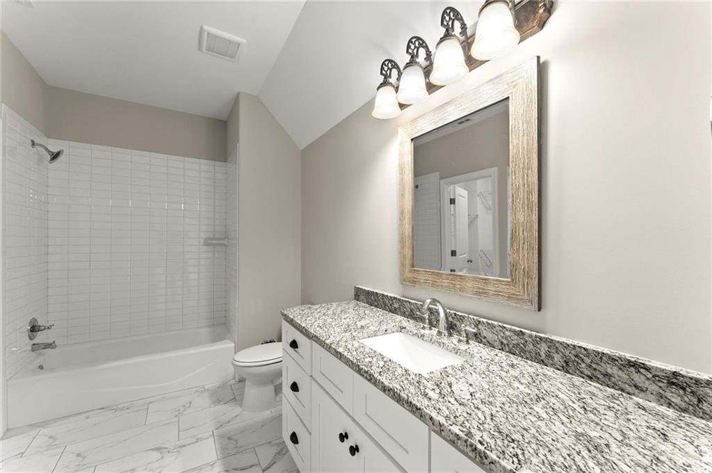 2412 Rosapenna Lane NW