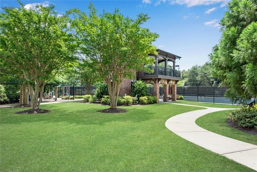 2412 Rosapenna Lane NW