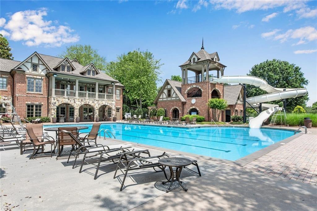 2412 Rosapenna Lane NW