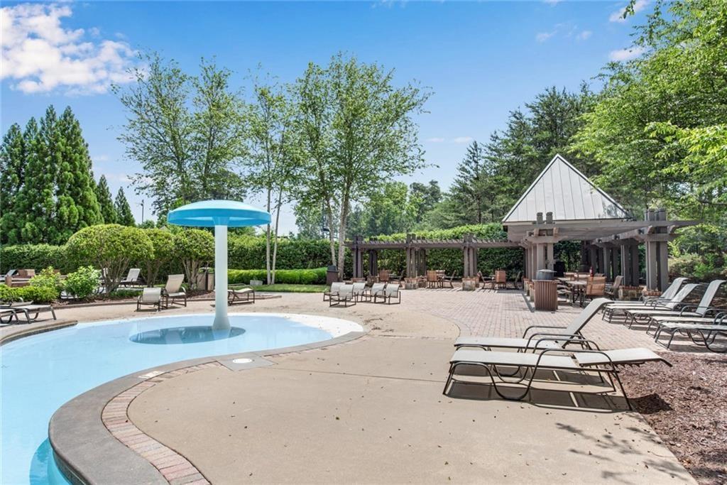 2412 Rosapenna Lane NW