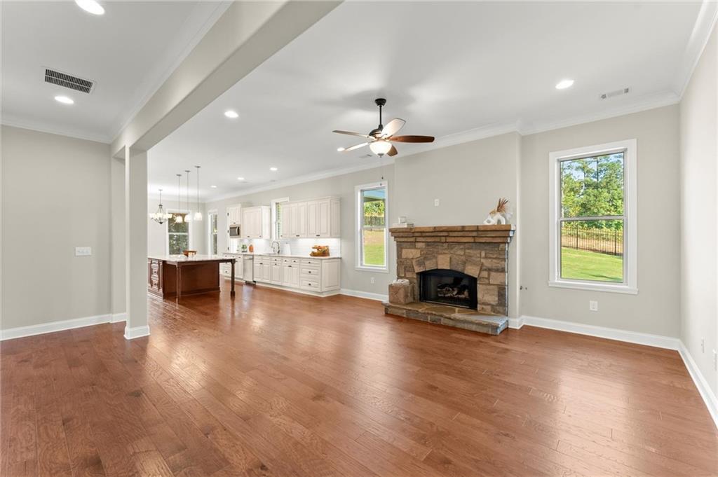 2412 Rosapenna Lane NW