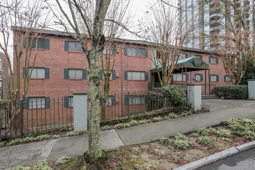 91 Rumson Road Unit A-17