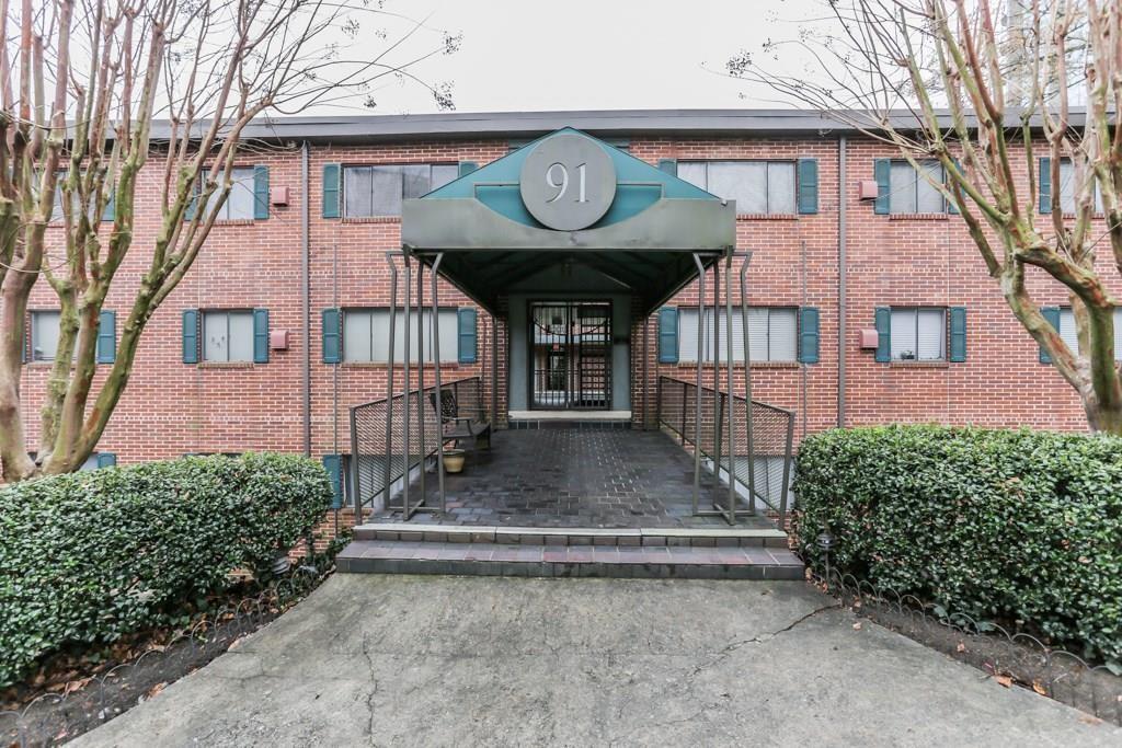 91 Rumson Road Unit A-17