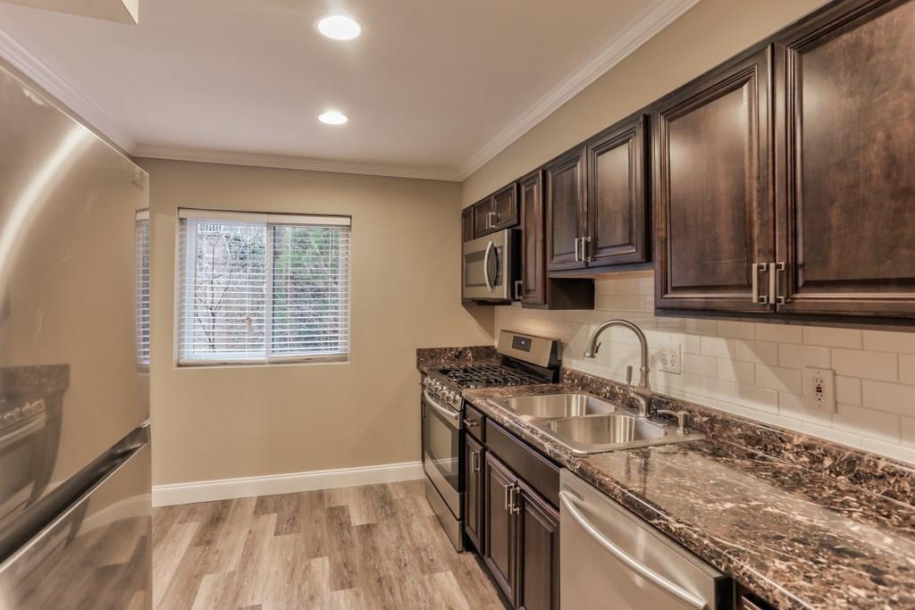 91 Rumson Road Unit A-17