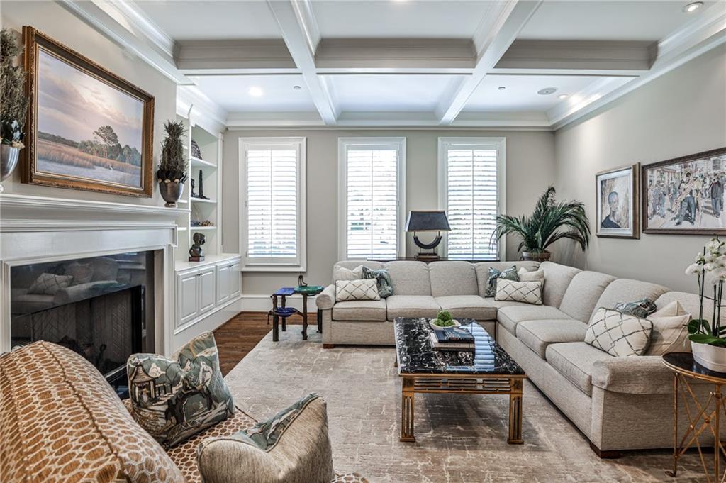 3338 Paces Ferry Avenue SE