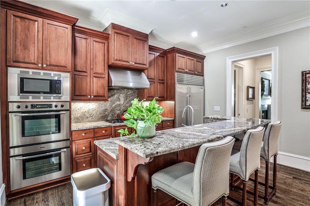 3338 Paces Ferry Avenue SE