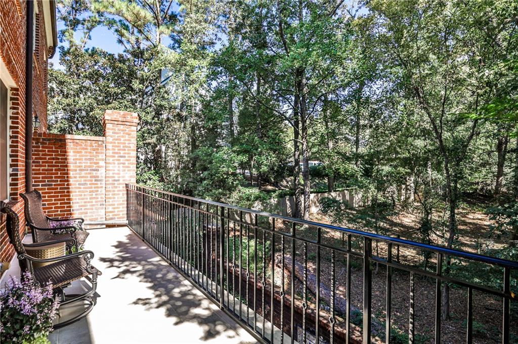 3338 Paces Ferry Avenue SE