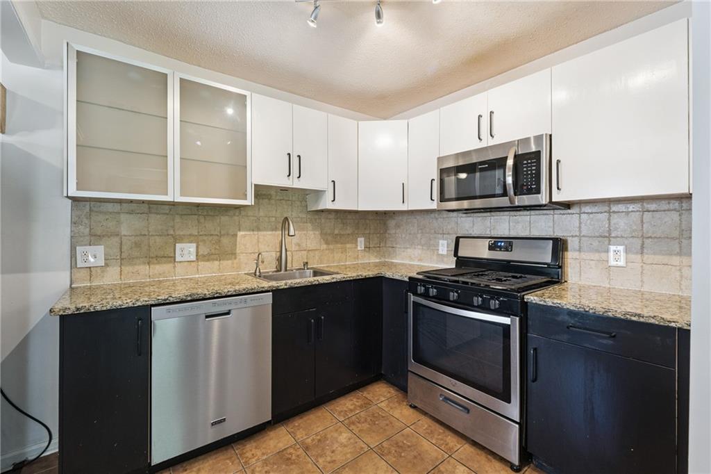 1720 Cecile Avenue SE