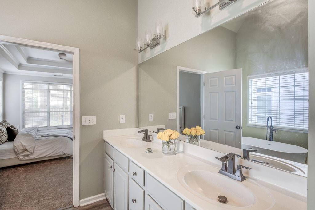 458 Vinings Vintage Circle