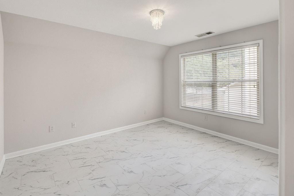 458 Vinings Vintage Circle