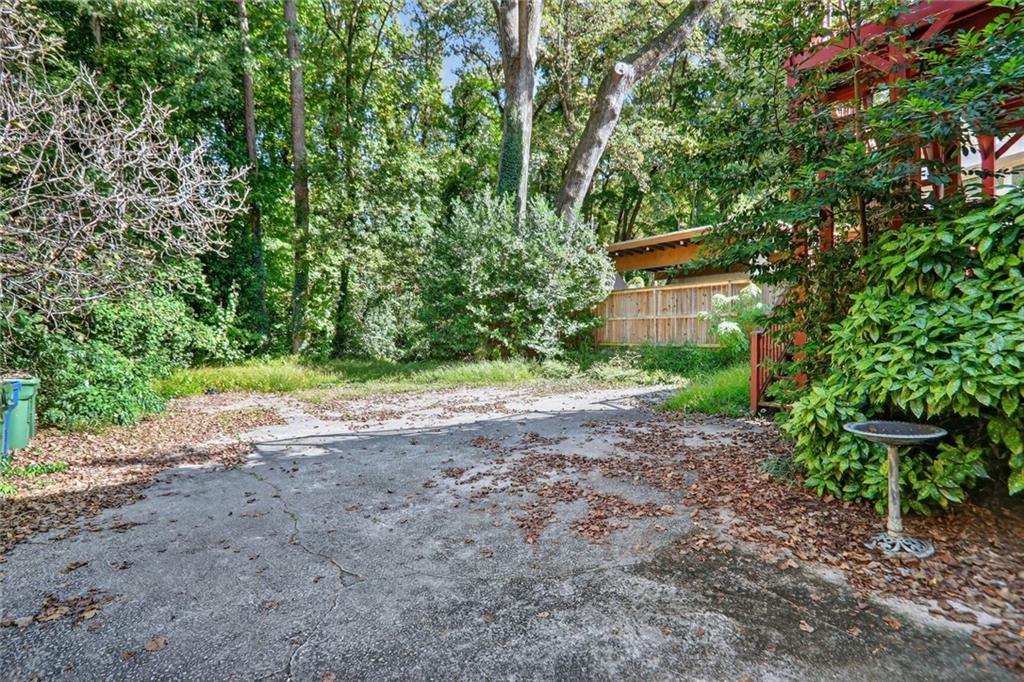 1497 N Morningside Drive NE