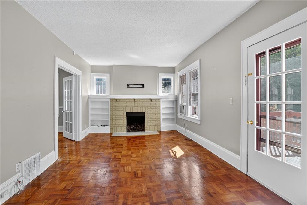 1497 N Morningside Drive NE