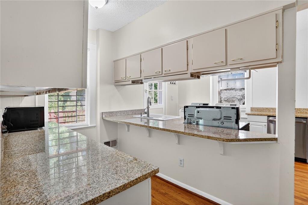 1497 N Morningside Drive NE