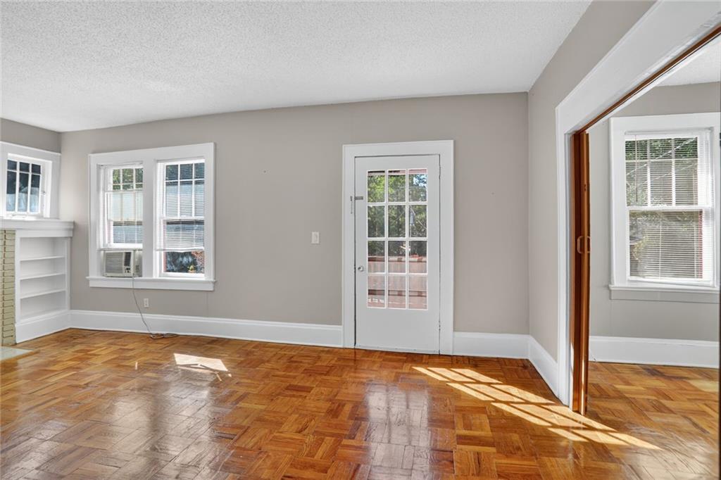 1497 N Morningside Drive NE