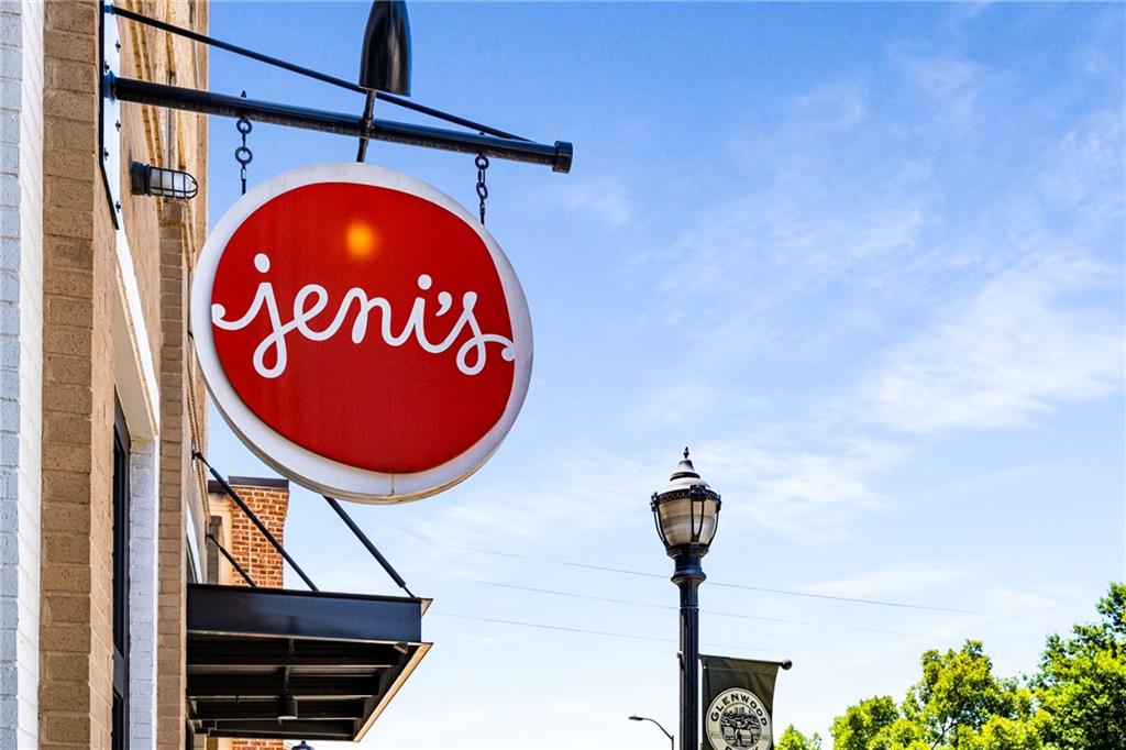 951 Glenwood Avenue SE Unit 1708