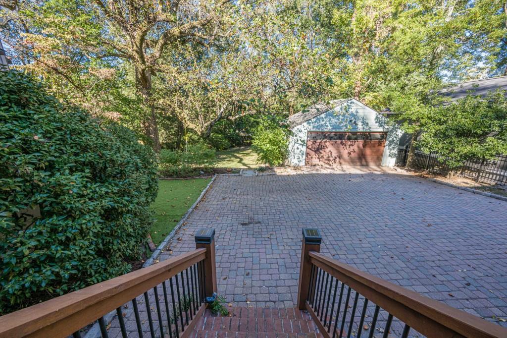 419 Collier Road NW