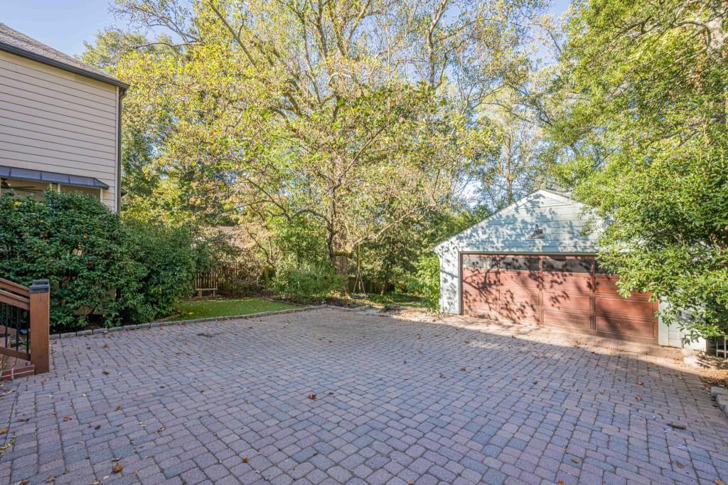 419 Collier Road NW