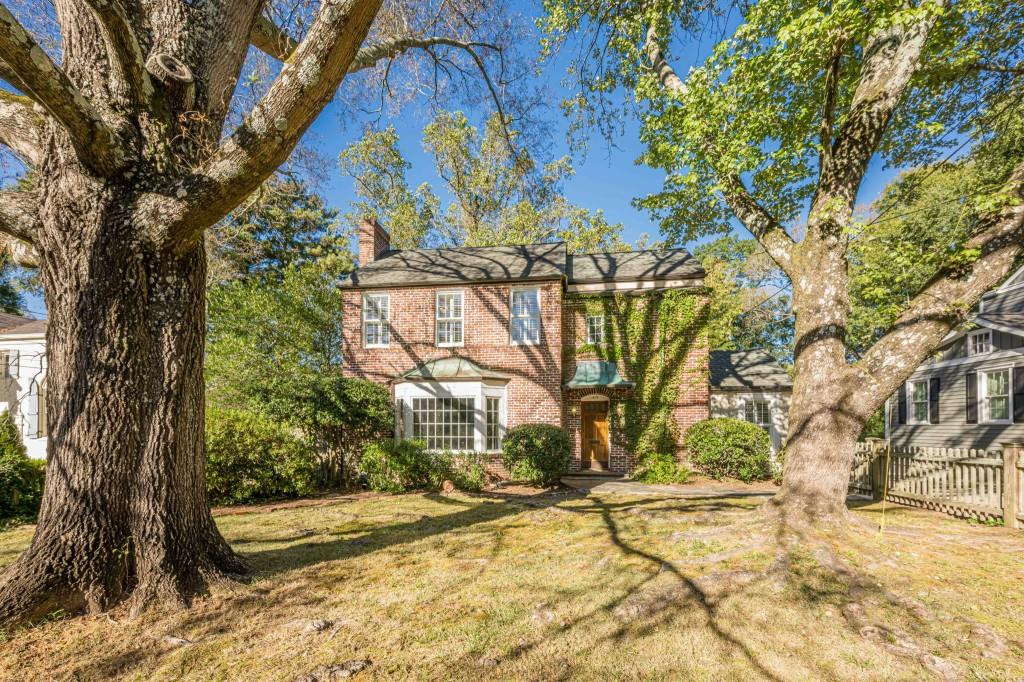 419 Collier Road NW