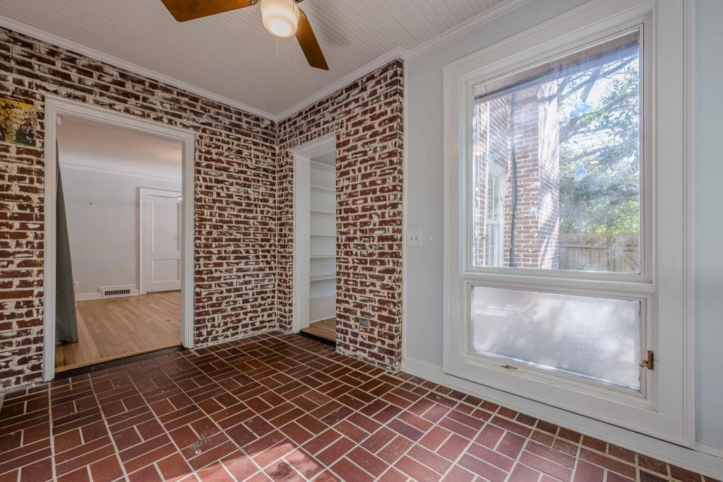 419 Collier Road NW