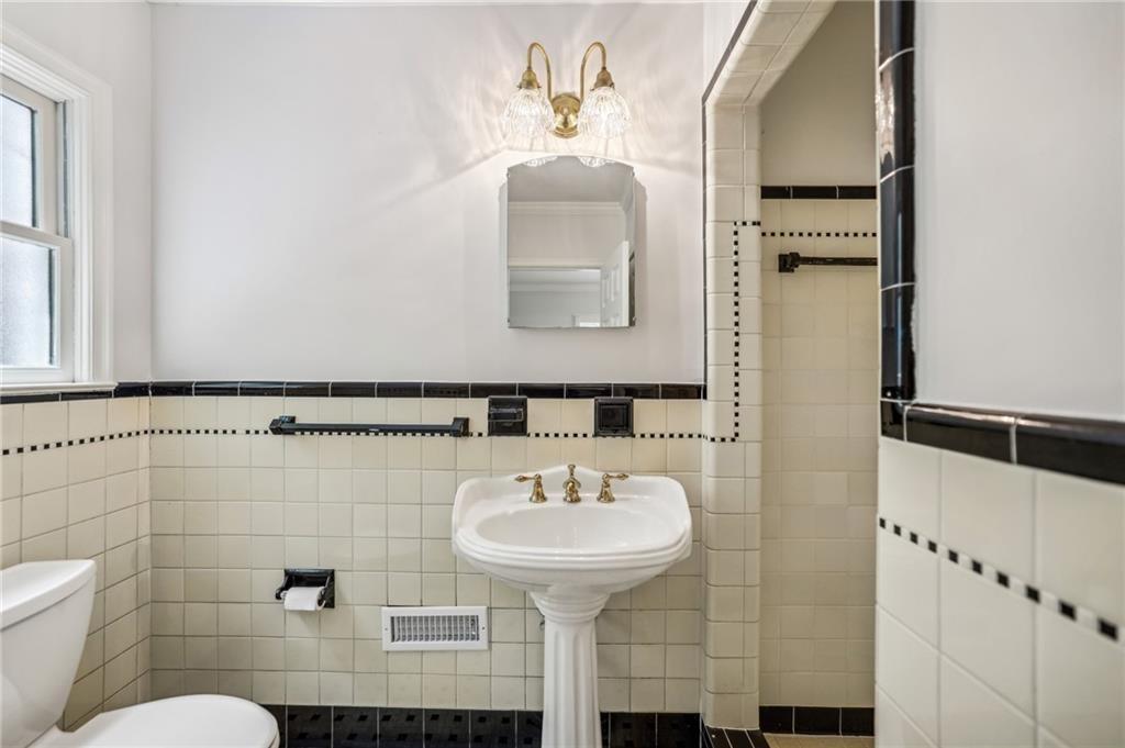 2684 Birchwood Drive NE