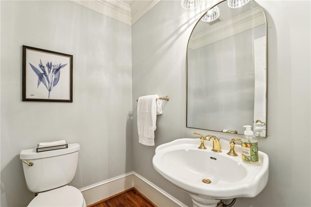 2684 Birchwood Drive NE