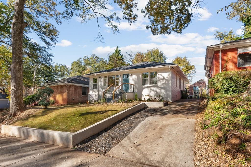 1181 Westview Drive SW