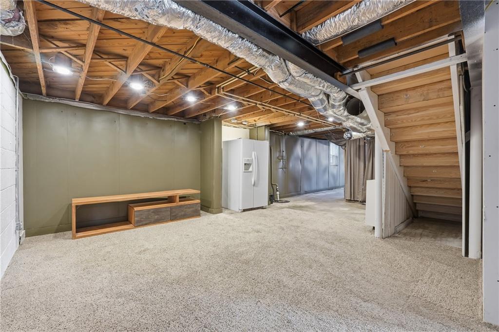 2290 Engineers Drive SE