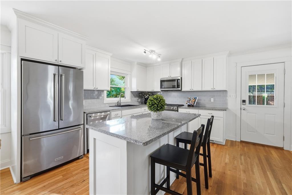 2290 Engineers Drive SE